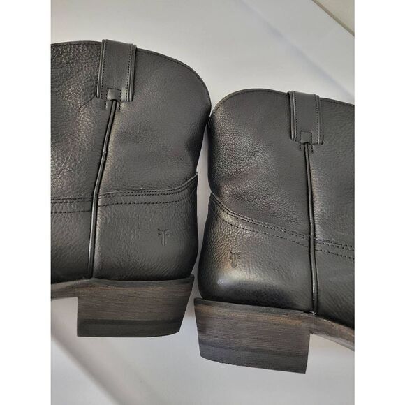 Frye Billy Short 9.5B NWOB $298 - Picture 3 of 12